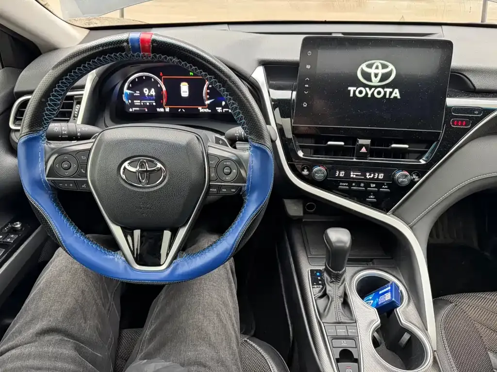 Toyota Camry 2023 из CN, фото 8