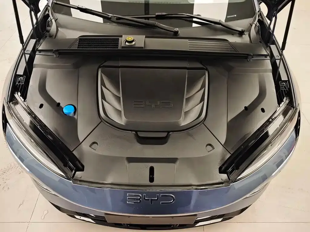 BYD Seal — фото 9