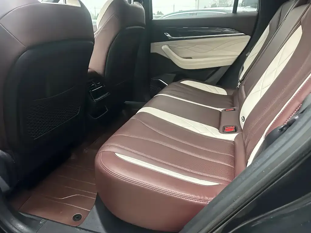 Geely Xingyue L 2021 из CN, фото 5