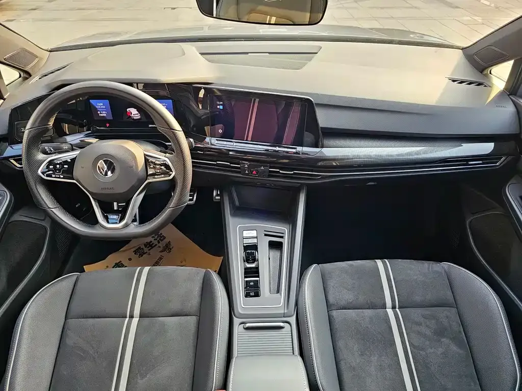 Volkswagen Golf 2022 из CN, фото 6