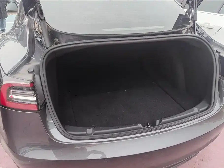 Tesla Model 3 2023 из CN, фото 8