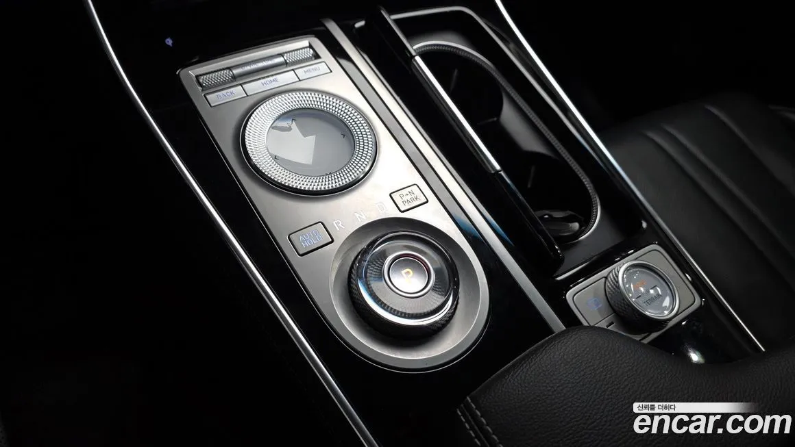 Genesis GV80 — фото 3