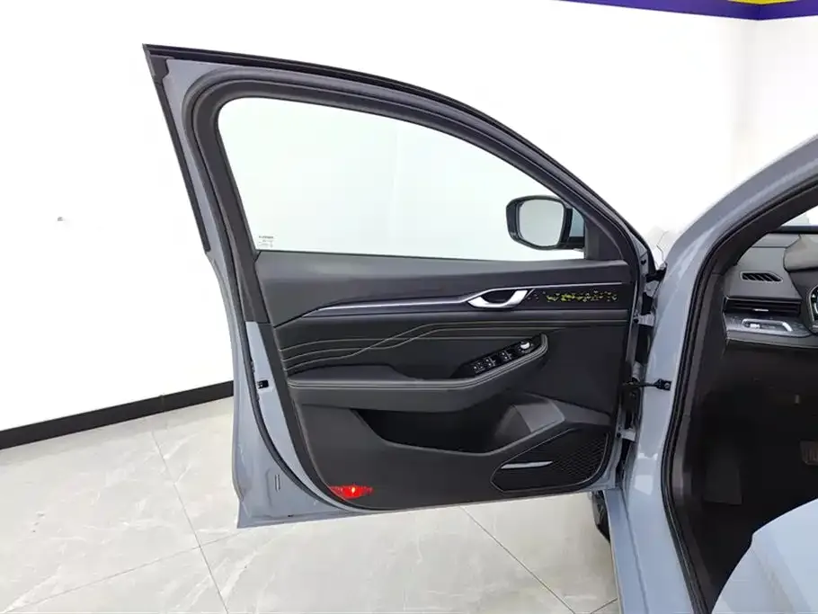 Geely Xingrui 2023 из CN, фото 2