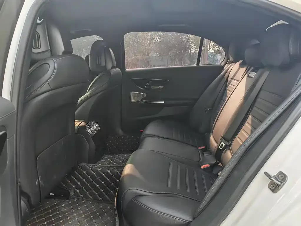Mercedes-Benz C-Class 2024 из CN, фото 2