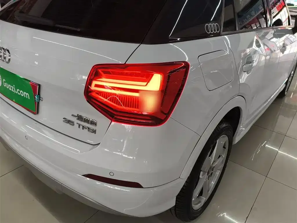 Audi Q2L 2021 из CN, фото 4