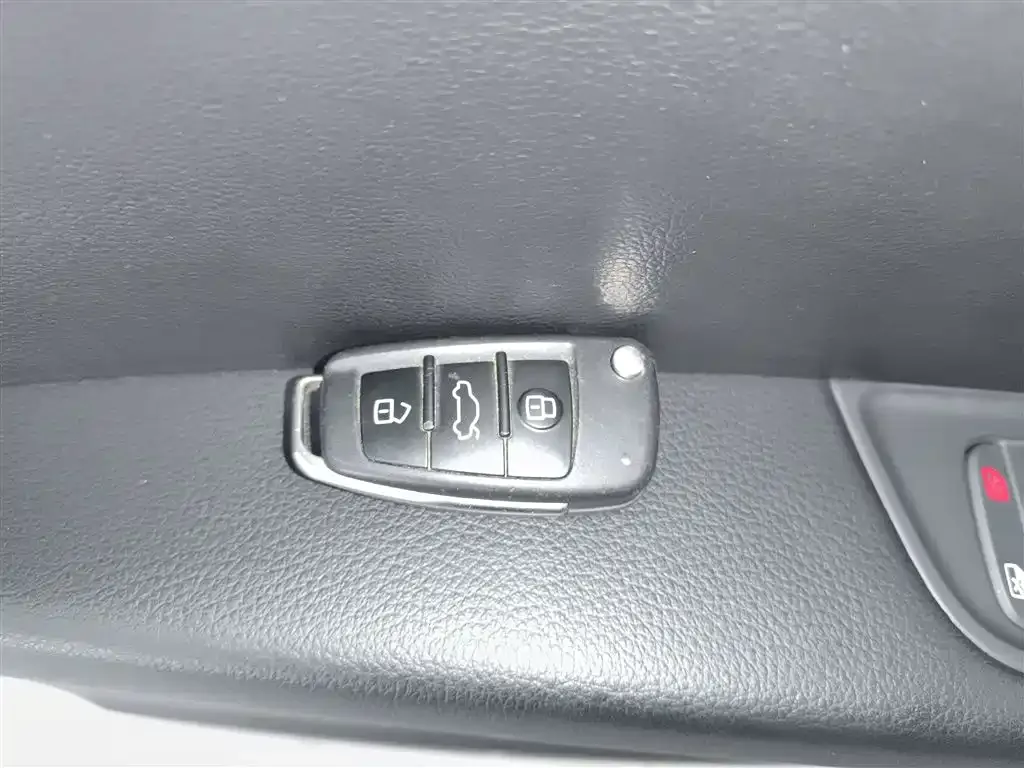 Audi Q2L 2021 из CN, фото 10