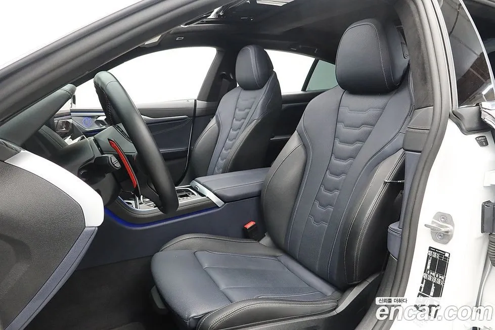 BMW 8-Series 2023 из KR, фото 9
