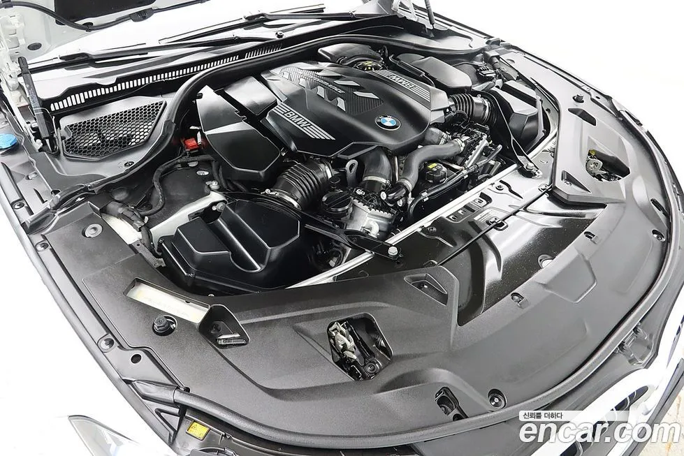 BMW 8-Series 2023 из KR, фото 10