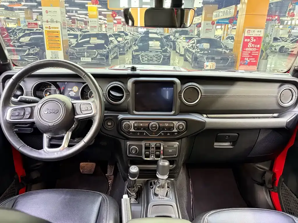 Jeep Gladiator 2023 из CN, фото 9
