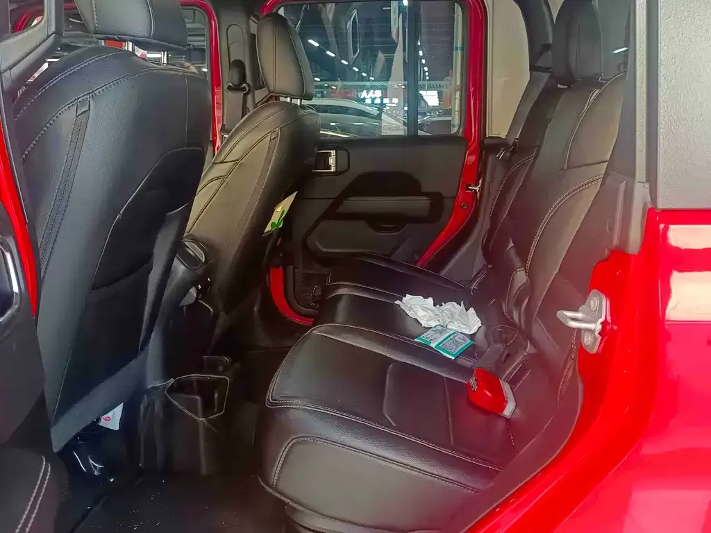 Jeep Gladiator 2023 из CN, фото 4