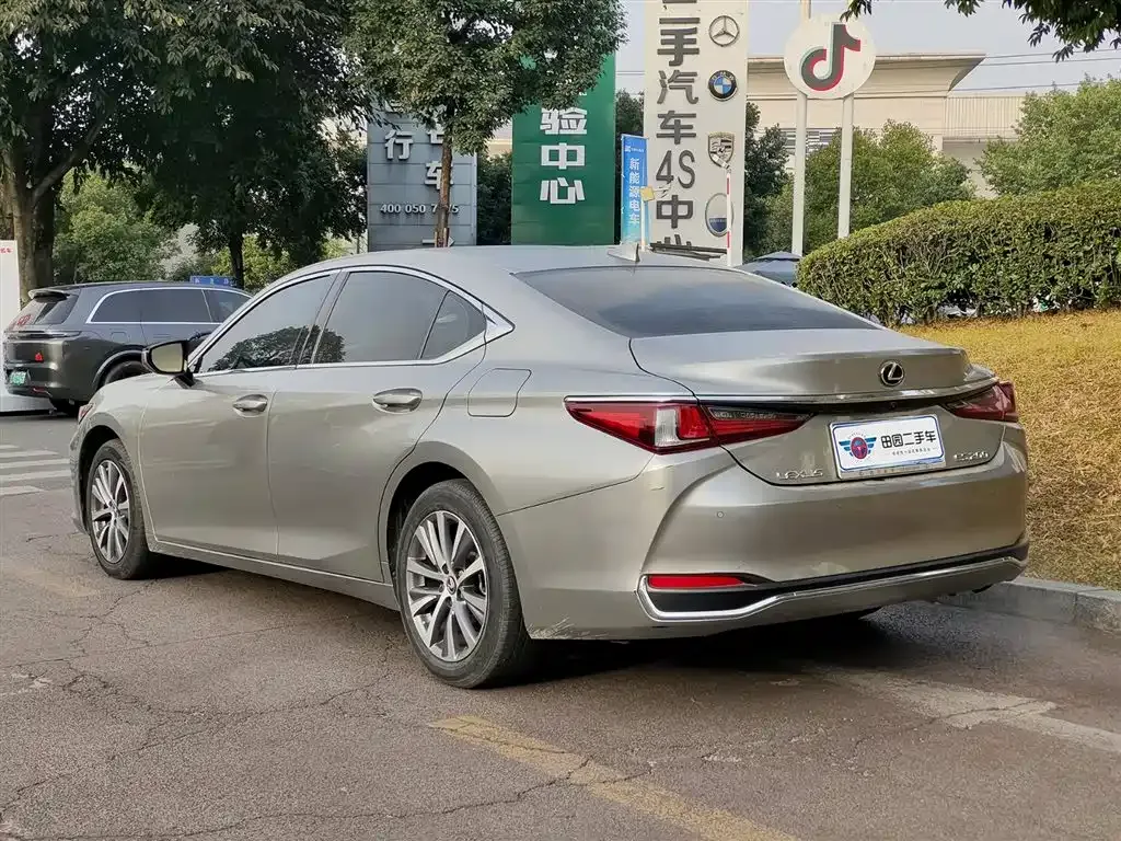 Lexus ES 2021 из CN, фото 9