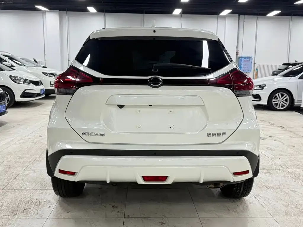 Nissan Kicks — фото 7