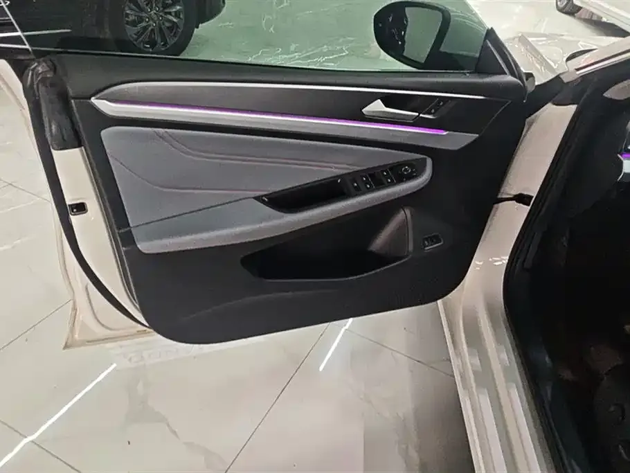 Volkswagen Lamando 2023 из CN, фото 5