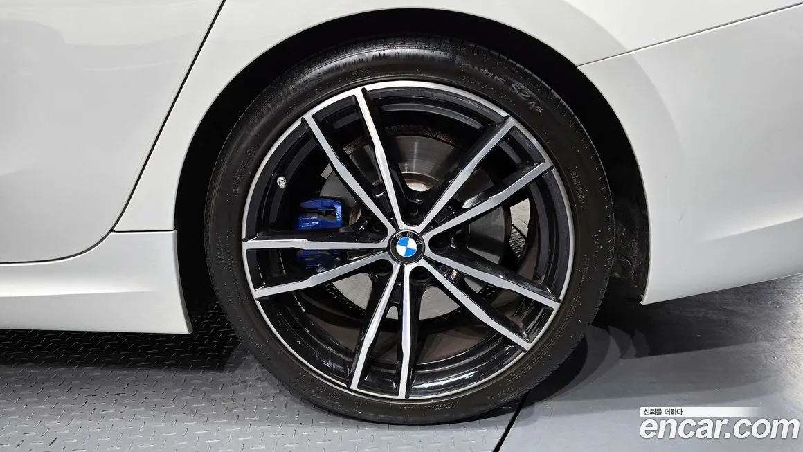 BMW 3-Series 2022 из KR, фото 6
