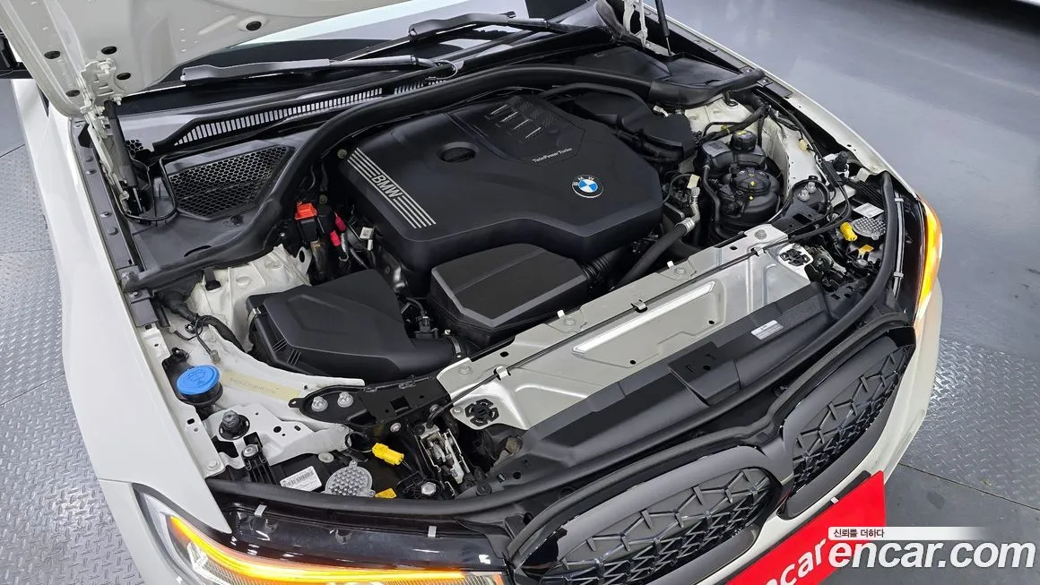 BMW 3-Series 2022 из KR, фото 10
