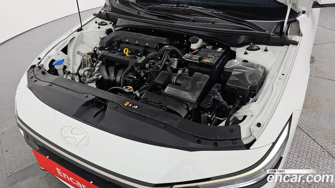 Hyundai AVANTE 2024 из KR, фото 3