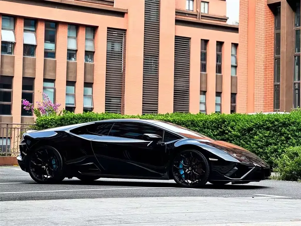 Lamborghini Huracan 2022 из CN, фото 3