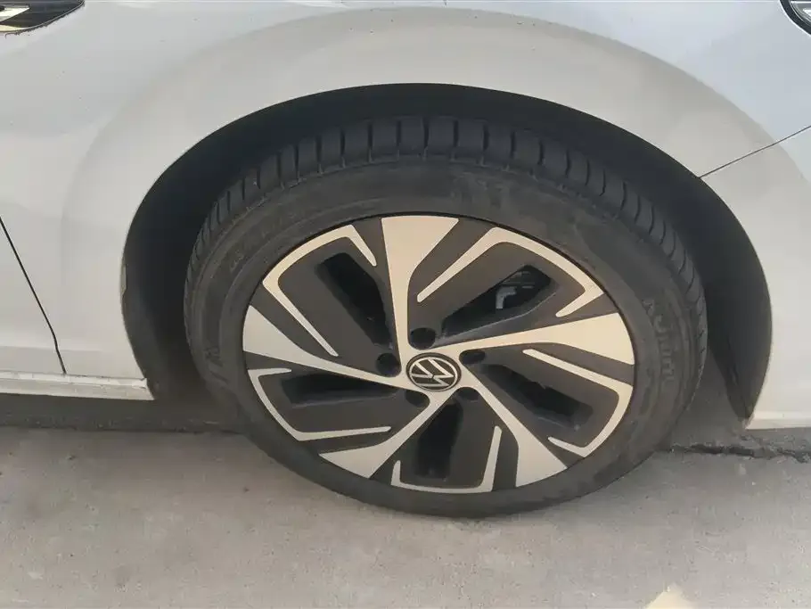 Volkswagen Bora 2024 из CN, фото 5