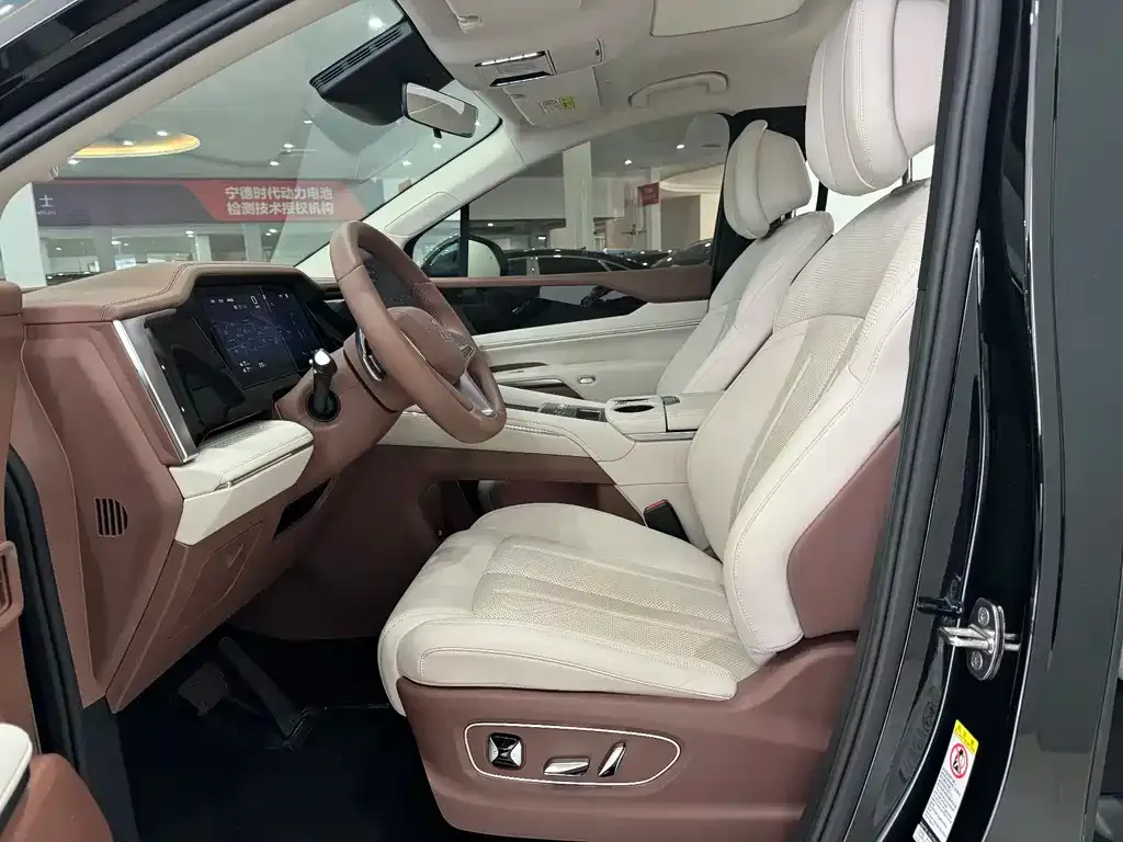 BYD Xia 2025 из CN, фото 10