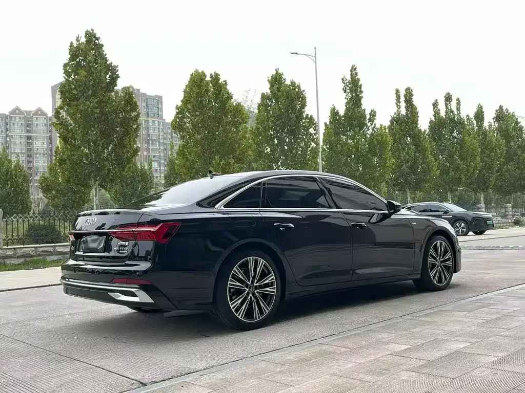 Audi A6L 2025 из CN, фото 5