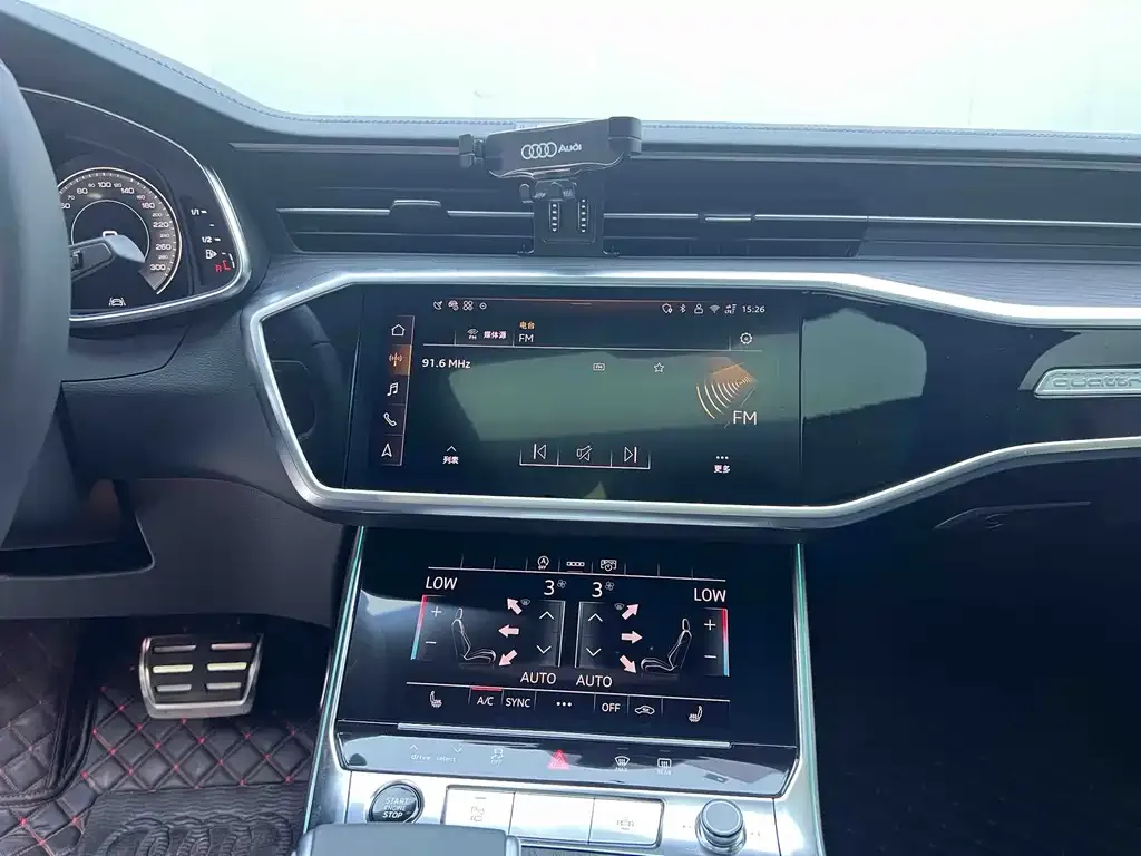 Audi A6L 2025 из CN, фото 4