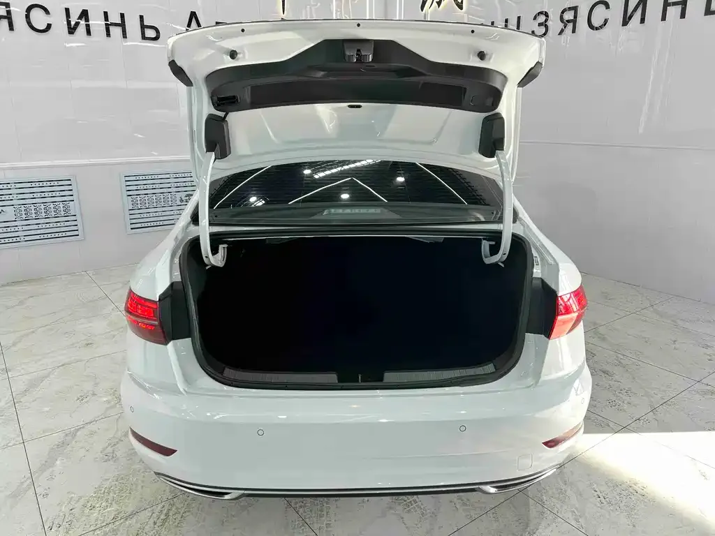 Volkswagen Sagitar 2022 из CN, фото 5