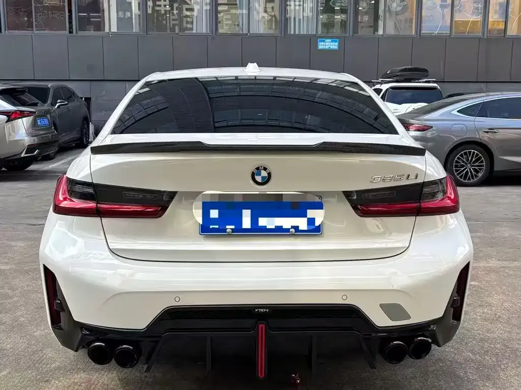 BMW 3 Series 2023 из CN, фото 7