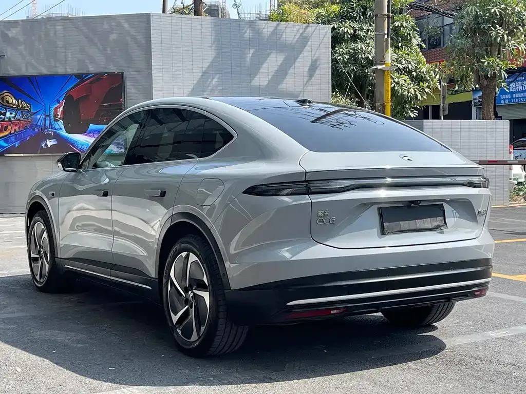 NIO EC6 — фото 8