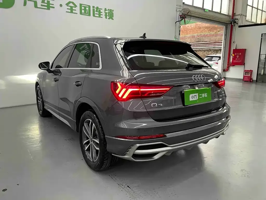 Audi Q3 2023 из CN, фото 6