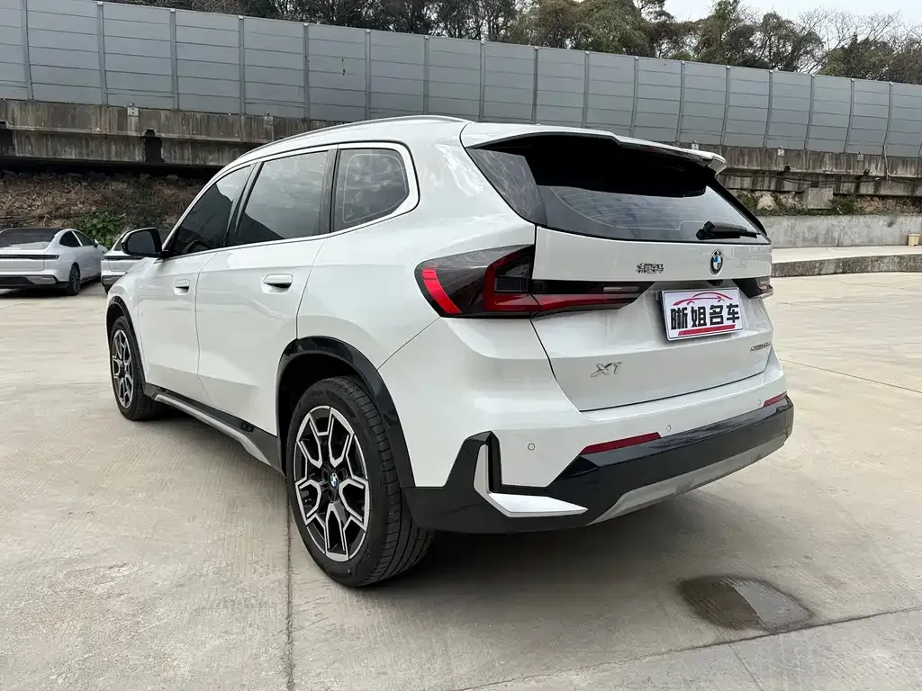 BMW X1 2025 из CN, фото 8