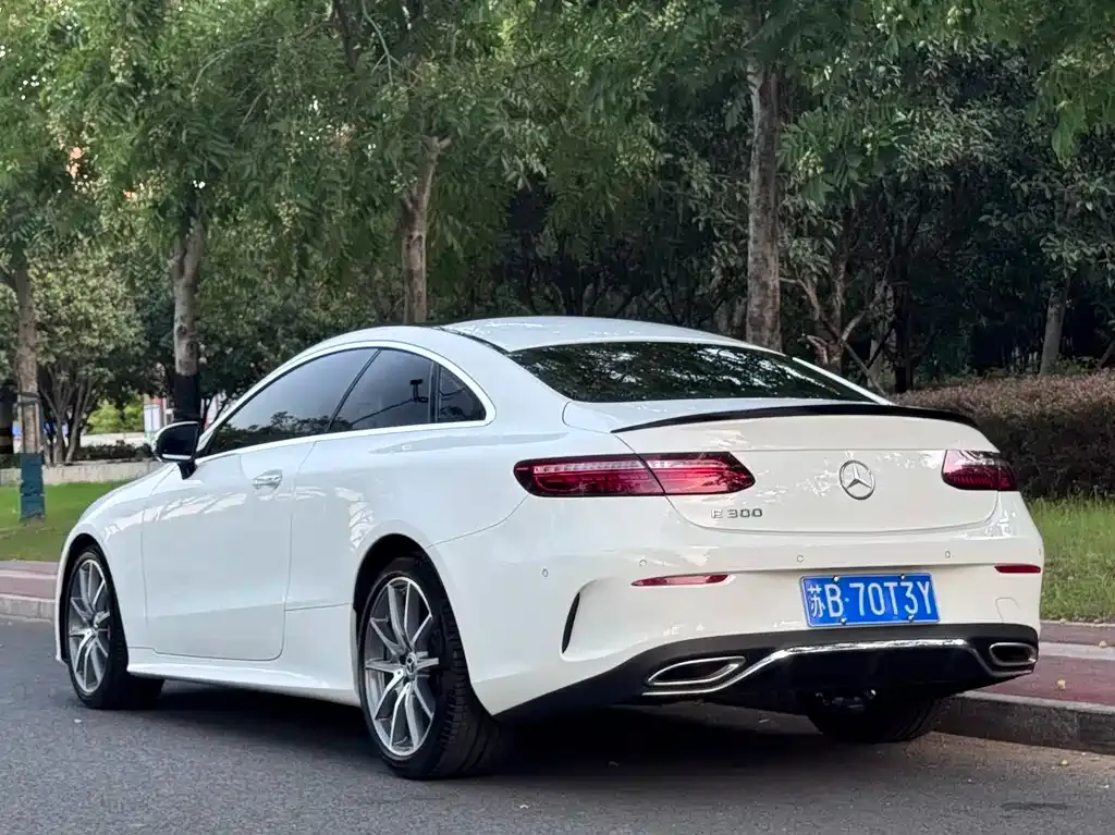 Mercedes-Benz E-Class (Import) — фото 4