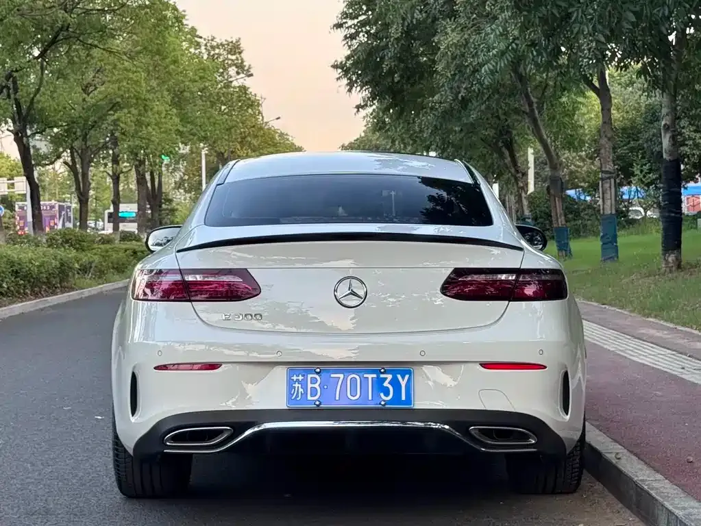 Mercedes-Benz E-Class (Import) — фото 2