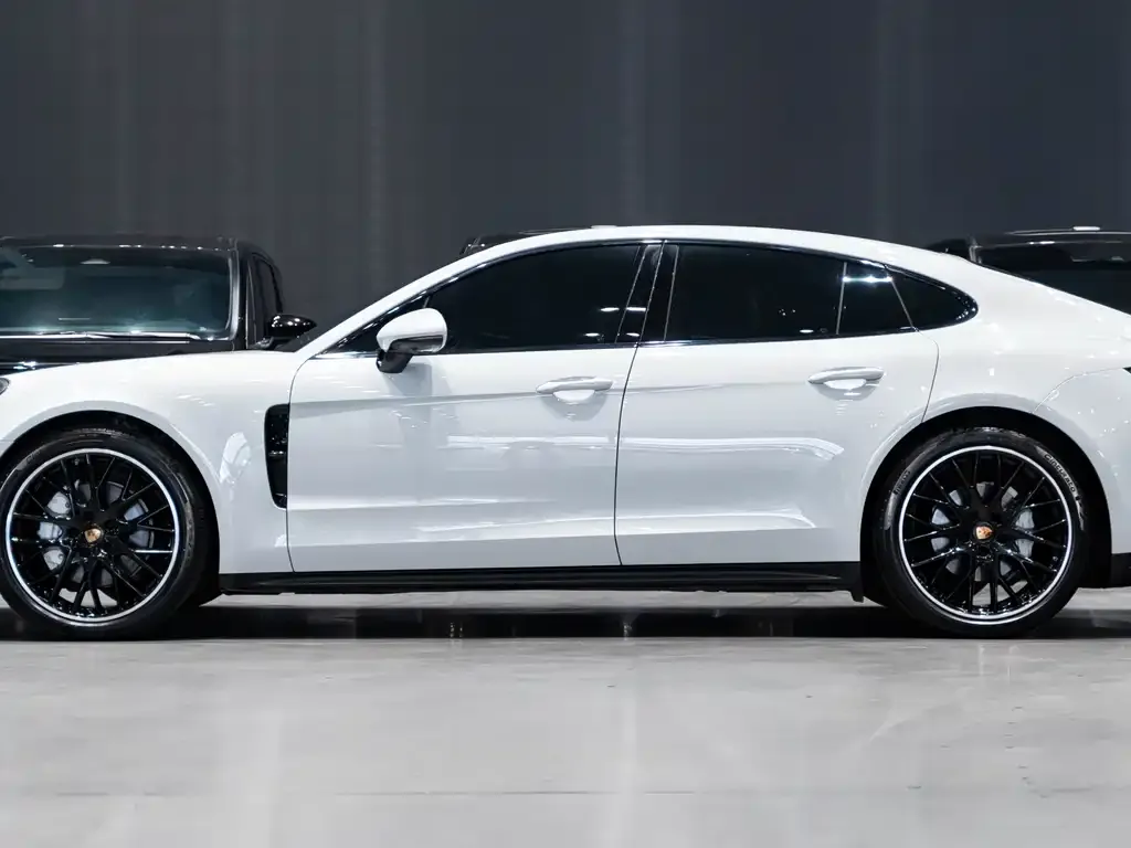 Porsche Panamera 2021 из CN, фото 5