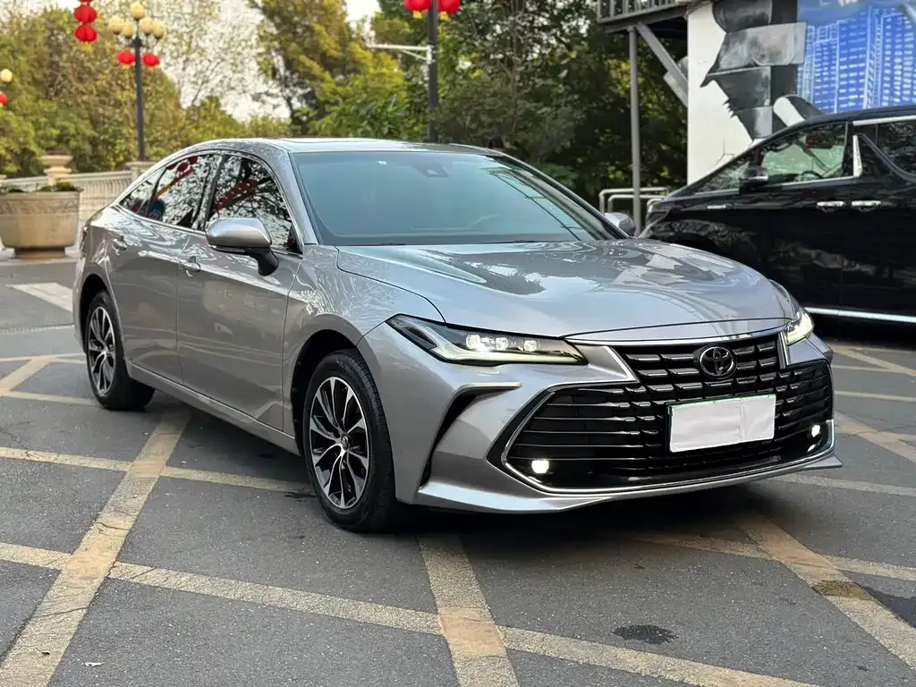 Toyota Avalon 2023 из CN, фото 3