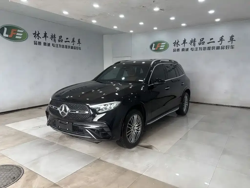 Mercedes-Benz GLC — фото 1