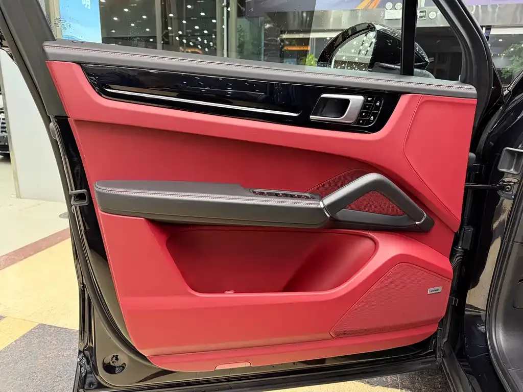 Porsche Cayenne 2021 из CN, фото 8