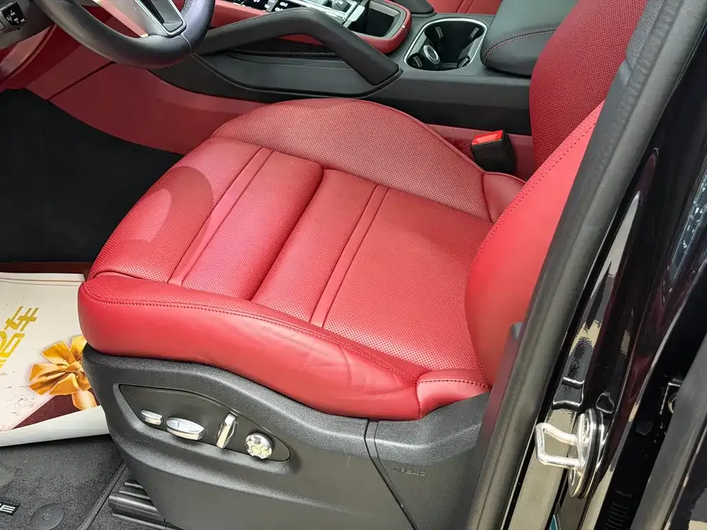 Porsche Cayenne 2021 из CN, фото 9