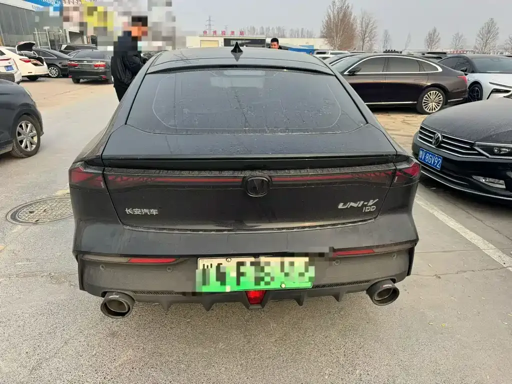 Changan UNI-V 2023 из CN, фото 4