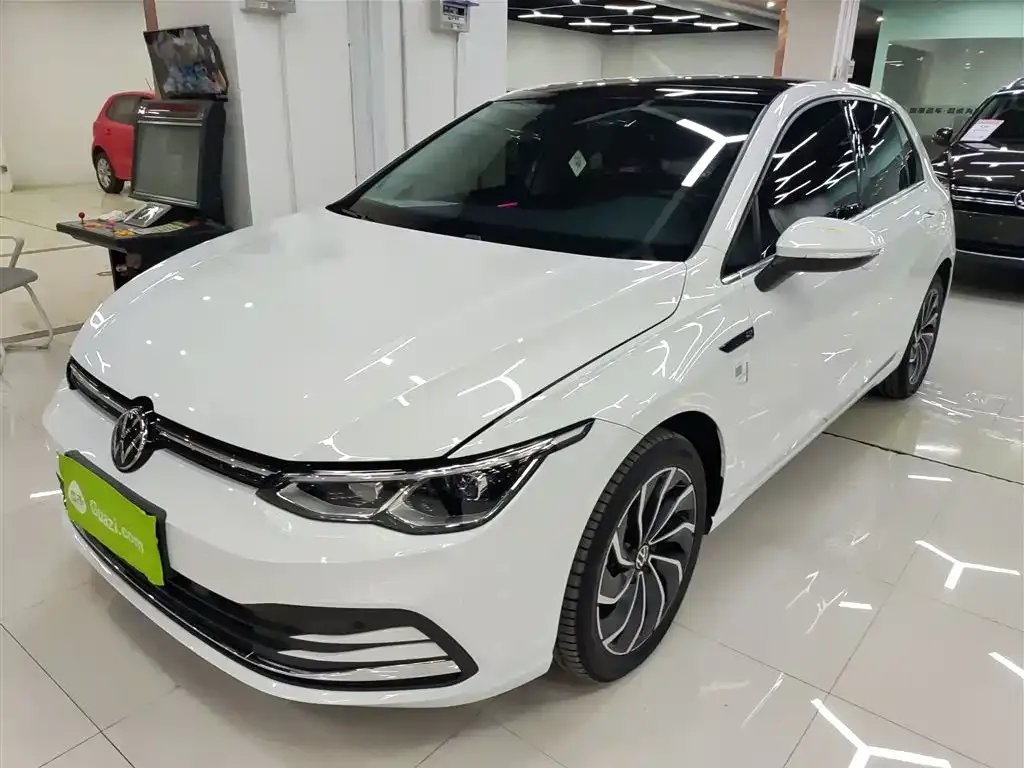 Volkswagen Golf 2025 из CN, фото 10