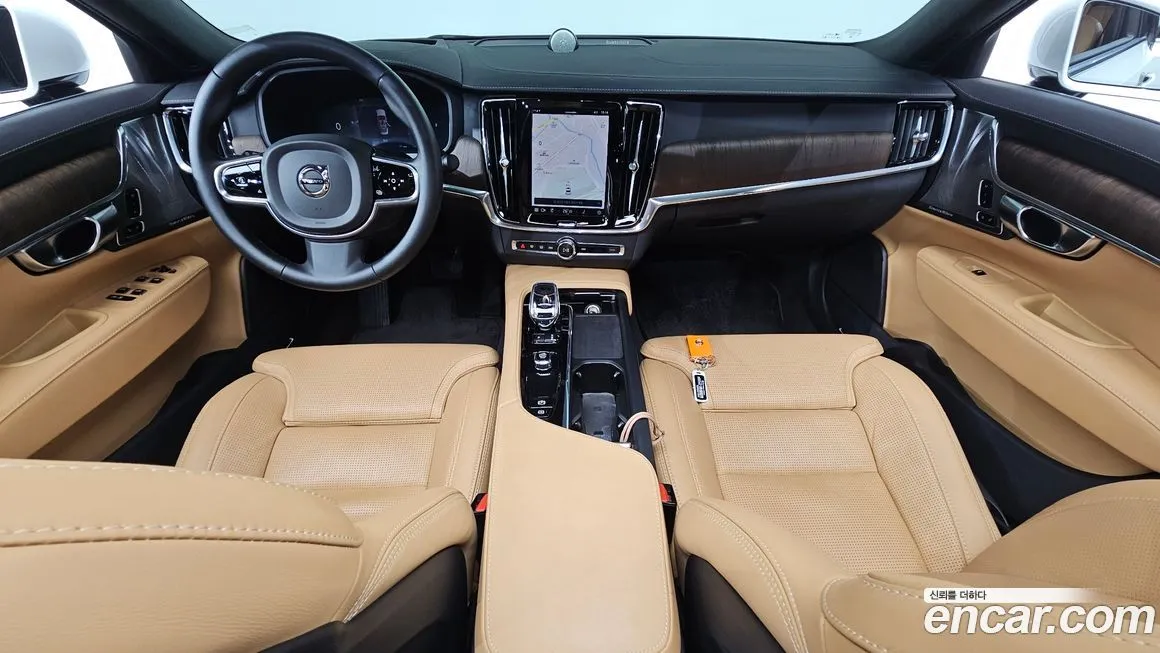 Volvo S90 2023 из KR, фото 3