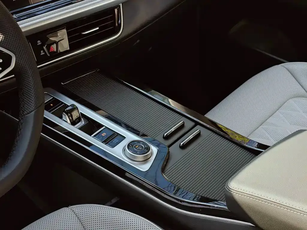 Volkswagen Tavendor 2024 из CN, фото 10