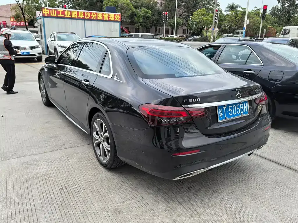Mercedes-Benz E-Class 2021 из CN, фото 4