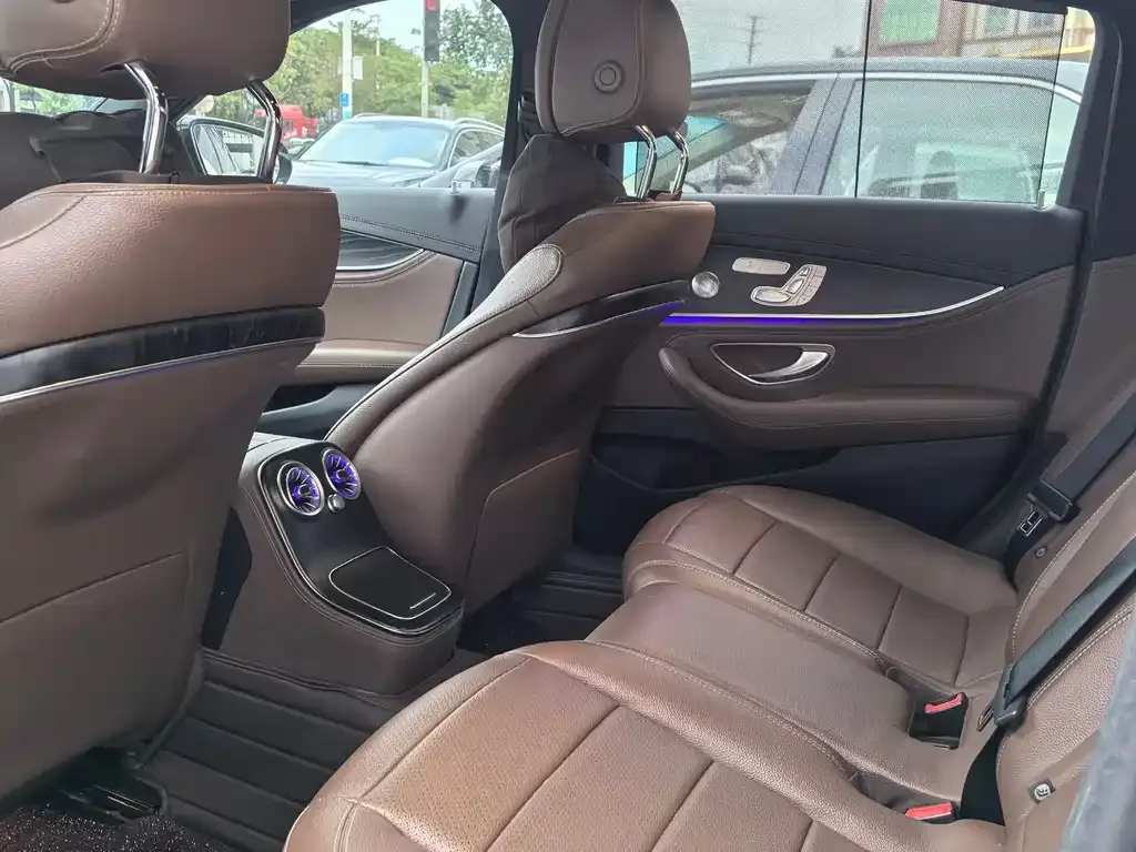Mercedes-Benz E-Class 2021 из CN, фото 7