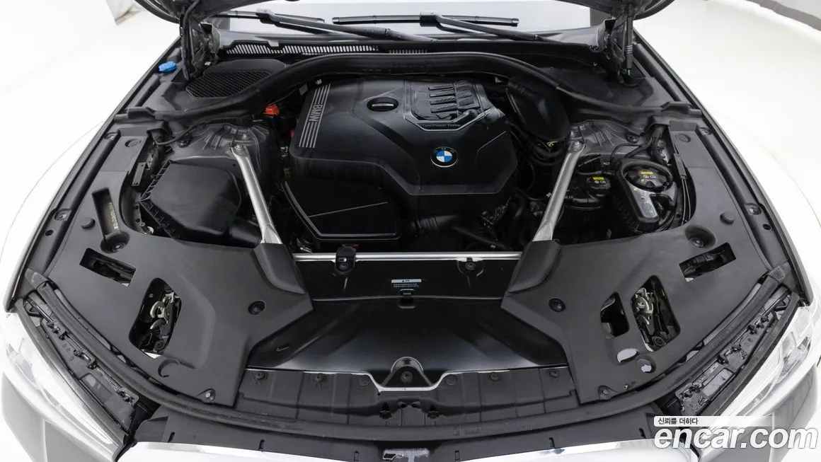 BMW 5-Series 2022 из KR, фото 7