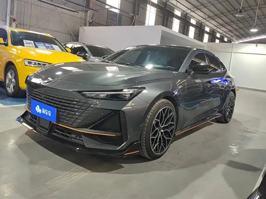 Changan UNI-V 2023 из CN, фото 1