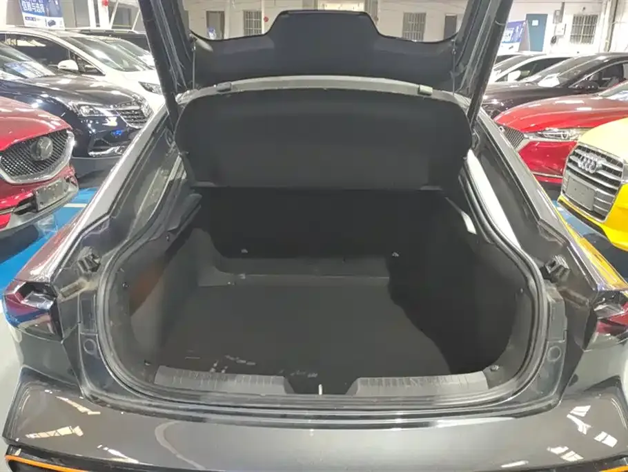 Changan UNI-V 2023 из CN, фото 5