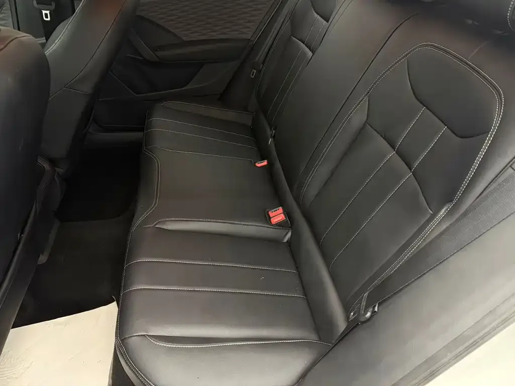 Volkswagen Tharu 2022 из CN, фото 3