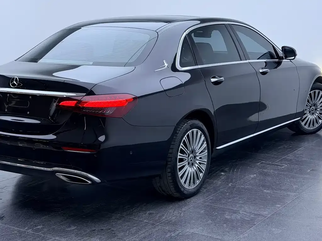 Mercedes-Benz E-Class 2022 из CN, фото 6