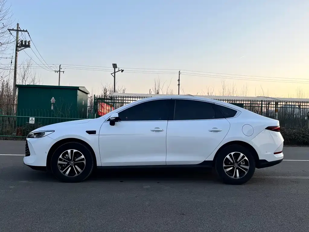 BYD Qin PLUS — фото 8