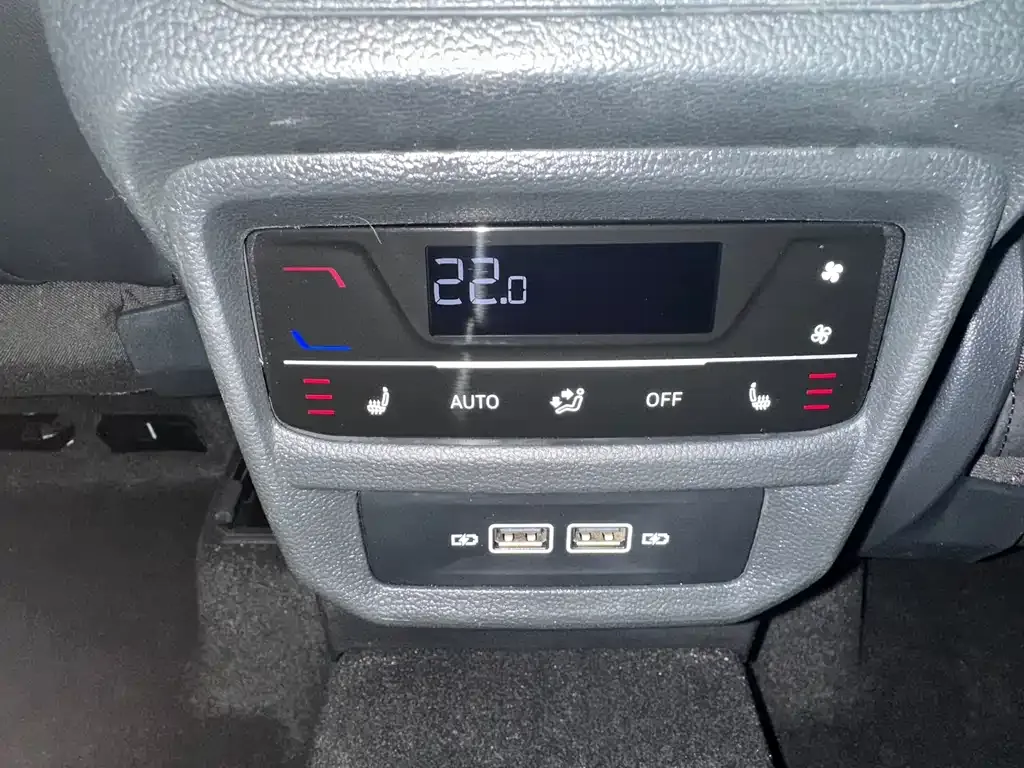 Volkswagen Tayron 2023 из CN, фото 7